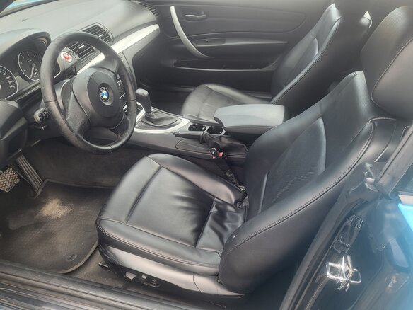2008 BMW 1 серии 120i I (E81/E82/E87/E88) Рестайлинг, чёрный, 900000 рублей - вид 10
