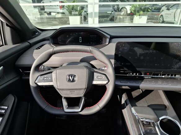 2025 Changan UNI-S I, белый, 3179900 рублей - вид 17