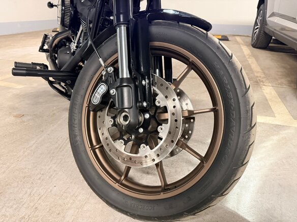 2021 Harley-Davidson Low Rider, чёрный, 1950000 рублей - вид 5