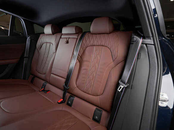 2024 BMW X6 40d III (G06) Рестайлинг, синий, 17300000 рублей - вид 21