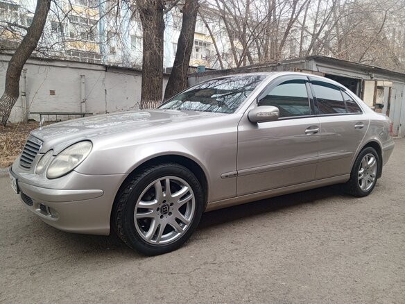 2004 Mercedes-Benz E-Класс 200 III (W211, S211), бежевый, 850000 рублей - вид 12