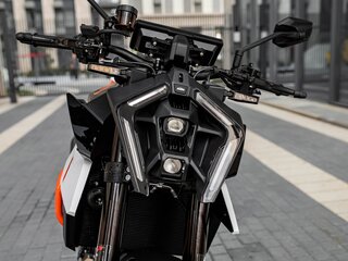 2026 KTM 990 Duke, оранжевый, 1990000 рублей, вид 5