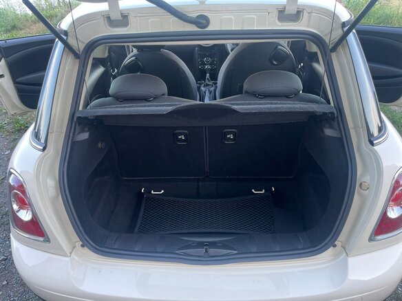 2011 Mini Hatch One II (R56) Рестайлинг, бежевый, 700000 рублей - вид 9