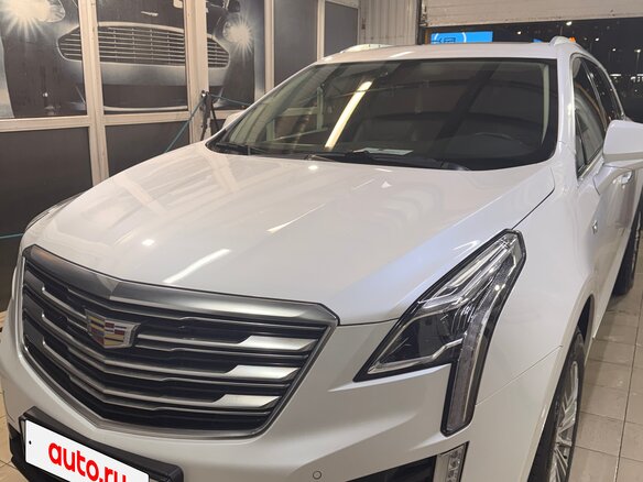 2017 Cadillac XT5 I, белый, 3129000 рублей - вид 3