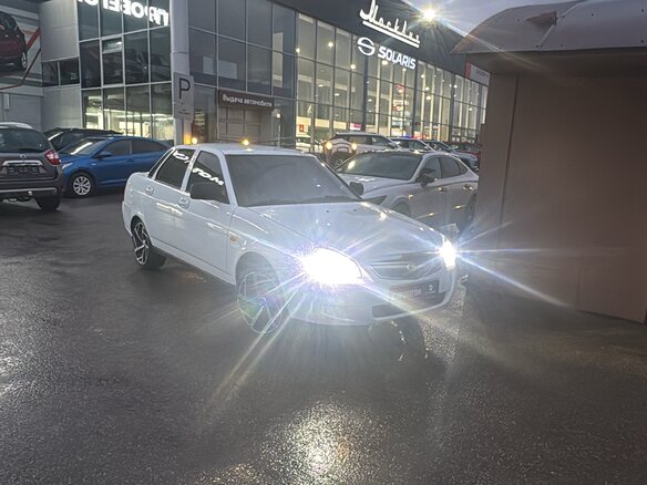 2016 Lada (ВАЗ) Priora I Рестайлинг, белый, 670000 рублей - вид 17