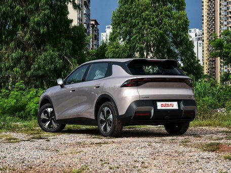 2026 Changan Qiyuan Q05 51.9 kWh II, розовый, 2338000 рублей, вид 4