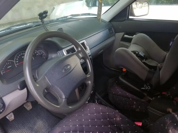 2011 Lada (ВАЗ) Priora I, белый, 360000 рублей - вид 5