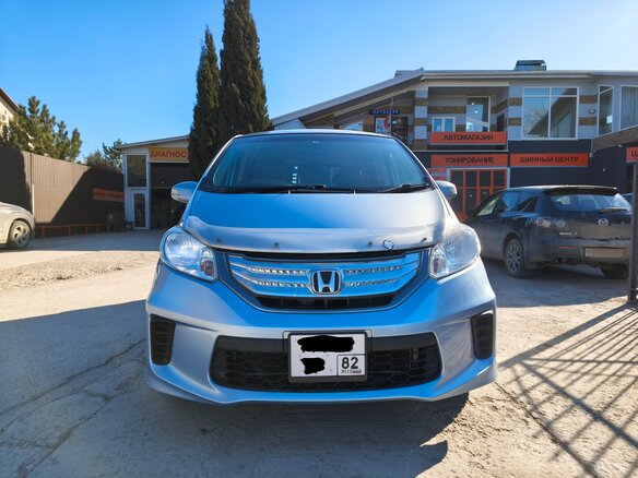2011 Honda Freed I Рестайлинг, синий, 1150000 рублей - вид 4