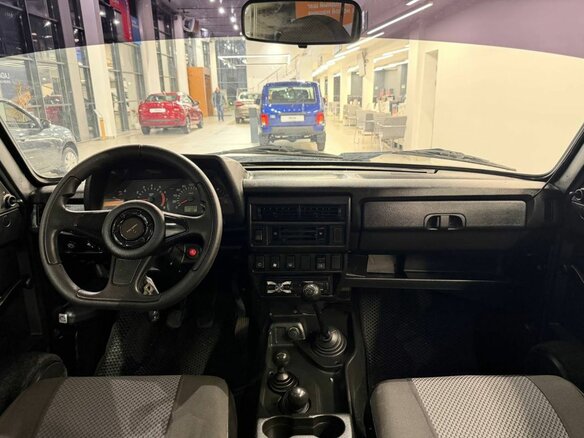 2015 Lada (ВАЗ) 2131 (4x4) 213105 I, серебристый, 464000 рублей - вид 8