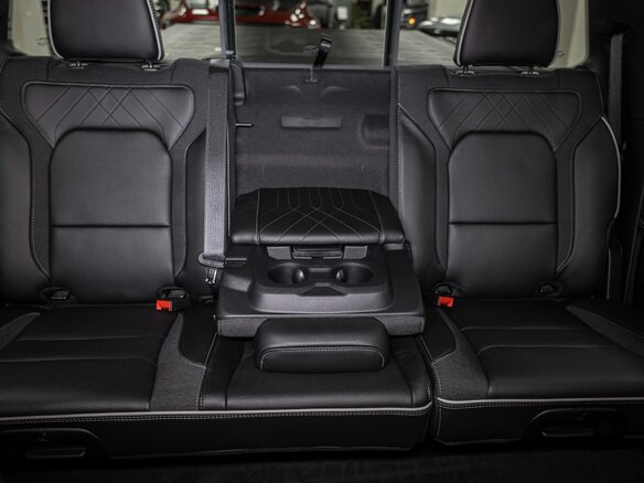 2026 Ram 1500 Crew Cab eTorque V Рестайлинг, чёрный, 11300000 рублей - вид 29