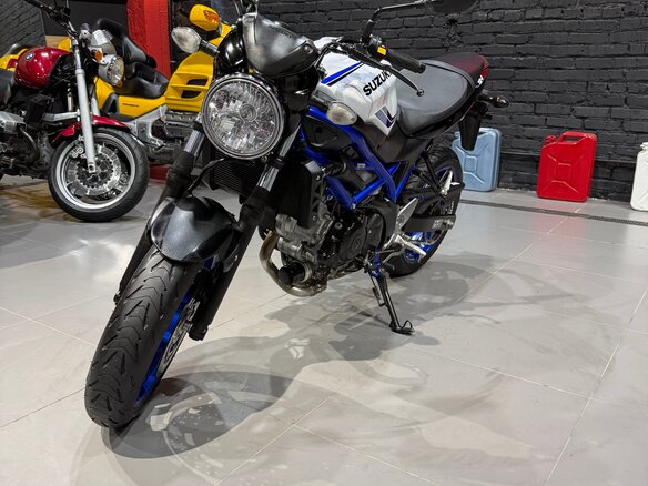 2019 Suzuki SV 650, белый, 535000 рублей - вид 7