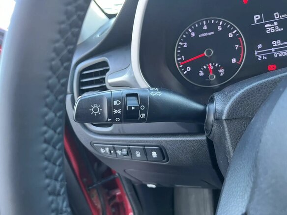 2020 Kia Rio IV Рестайлинг, красный, 1579000 рублей - вид 11