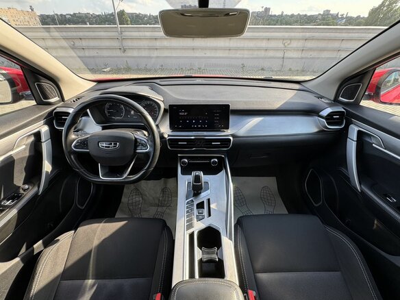 2022 Geely Coolray I, красный, 1080000 рублей - вид 9
