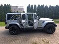 2024 Jeep Wrangler 4xe IV (JL) Рестайлинг, серебристый, 4850000 рублей - вид 4