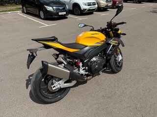 2025 Aprilia Tuono V4, жёлтый, 1979000 рублей, вид 4