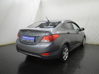 2013 Hyundai Solaris I, серый, 429000 рублей, вид 5