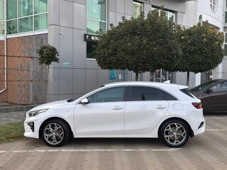 2018 Kia Ceed III, белый, 1820000 рублей, вид 2