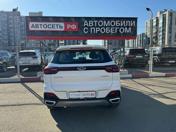 2023 Chery Tiggo 8 I Рестайлинг, белый, 1935000 рублей - вид 15