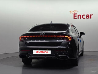 2022 Kia K5 III, чёрный, 2365000 рублей, вид 4