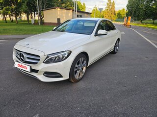 2015 Mercedes-Benz C-Класс 180 IV (W205), белый, 2350000 рублей, вид 1