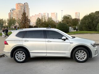2020 Volkswagen Tiguan L II (China Market), серый, 2890000 рублей, вид 4