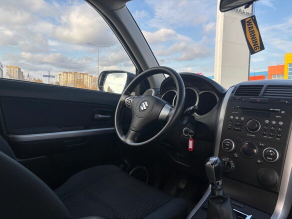 2014 Suzuki Grand Vitara II Рестайлинг 2, белый, 1350000 рублей - вид 8