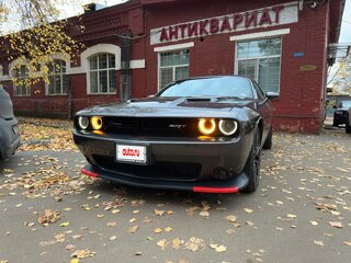 2016 Dodge Challenger III Рестайлинг 2, коричневый, 3500000 рублей, вид 4