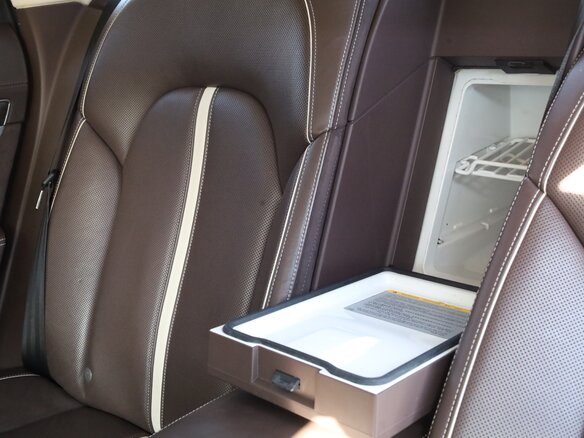 2012 Audi A8 III (D4), чёрный, 1840000 рублей - вид 10