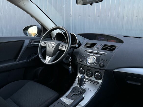 2011 Mazda 3 II (BL), серый, 1090000 рублей - вид 13
