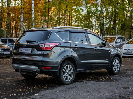 2017 Ford Kuga II Рестайлинг, серый, 1399000 рублей, вид 2