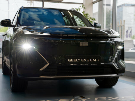 Geely EX5 Гибрид