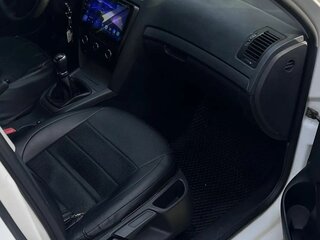2012 Skoda Octavia II (A5) Рестайлинг, белый, 630000 рублей, вид 5