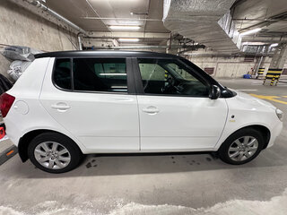 2014 Skoda Fabia II Рестайлинг, белый, 950000 рублей, вид 2