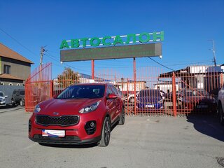 2018 Kia Sportage IV Рестайлинг, красный, 1858000 рублей, вид 4