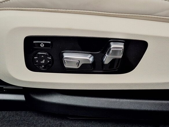 2026 BMW X7 40d I (G07) Рестайлинг, серый, 18850000 рублей - вид 12