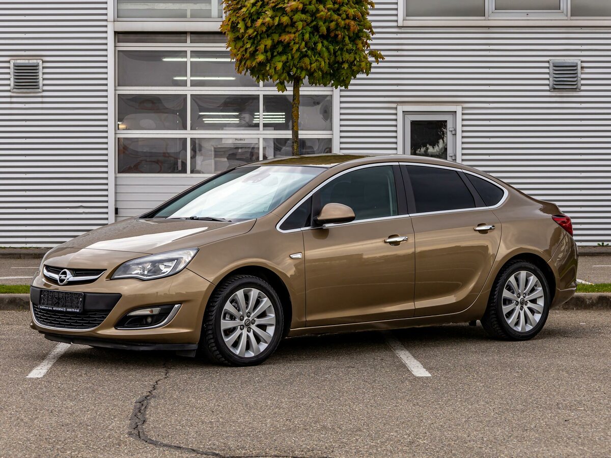 Открыть фотографии: Opel Astra J Рестайлинг