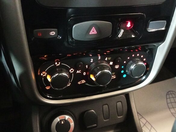 2014 Renault Duster I, чёрный, 1180000 рублей - вид 14