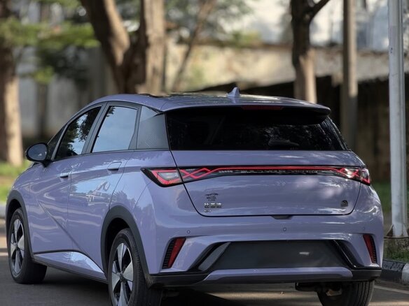 2023 BYD Dolphin 44.9 kWh I, фиолетовый, 1490000 рублей - вид 5