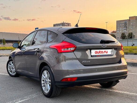 2018 Ford Focus III Рестайлинг, серый, 1520000 рублей - вид 5