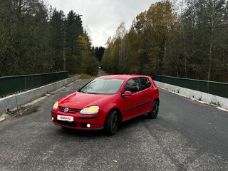 2006 Volkswagen Golf V, красный, 294990 рублей, вид 1
