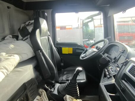 2024 Sinotruk Sitrak C7H, красный, 13388000 рублей, вид 5