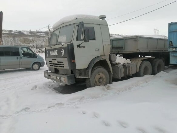 2006 КамАЗ 54115, серый, 317000 рублей - вид 2