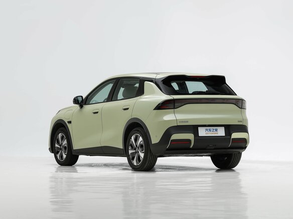 2026 Changan Qiyuan Q05 40.3 kWh II, розовый - вид 7
