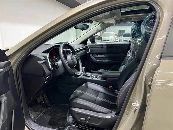 2026 Mazda CX-50, коричневый, 2950000 рублей - вид 6