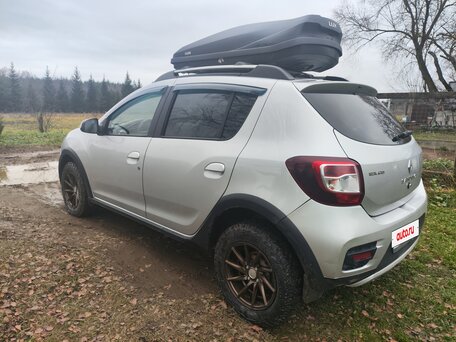 2015 Renault Sandero Stepway II, серебристый, 790000 рублей, вид 4