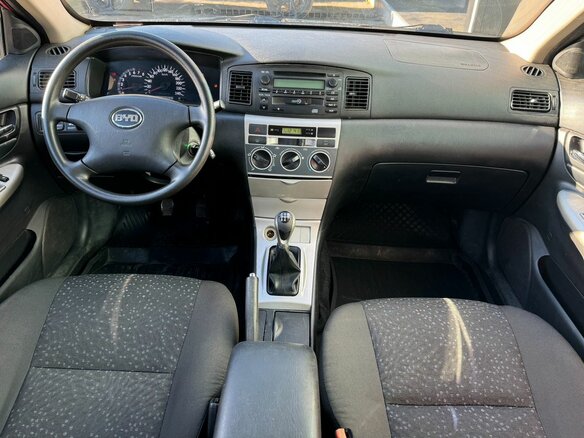 2008 BYD F3 I, красный, 180000 рублей - вид 12
