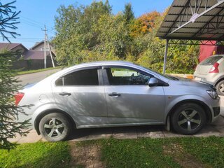 2012 Chevrolet Aveo II, серебристый, 610000 рублей, вид 2