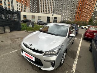 2019 Kia Rio IV, серый, 1400000 рублей, вид 3