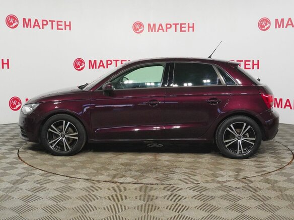 2012 Audi A1 I (8X), красный - вид 8