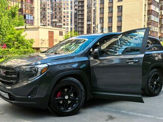 2021 GMC Terrain II, серый, 2350000 рублей, вид 2